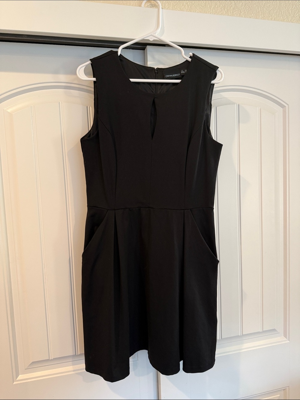 Cynthia Rowley Black Sleeveless Keyhole Mini Dress